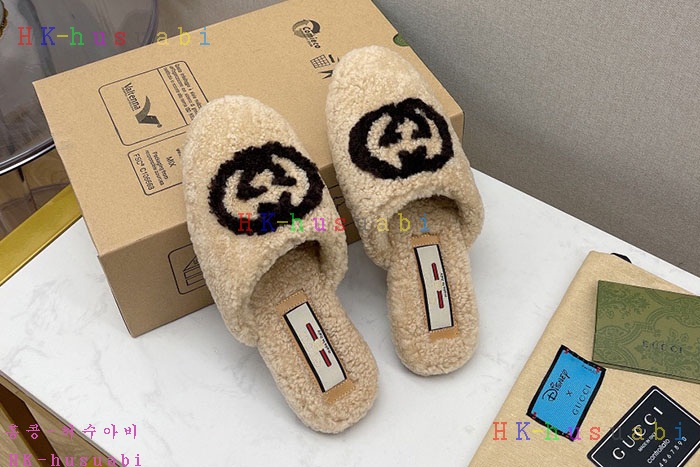 NEW 구찌 슬리퍼 신상 GU 1245521