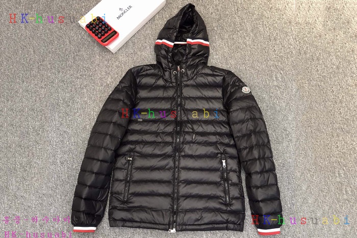 NEW 몽클레어 패딩 신상 M 4717122