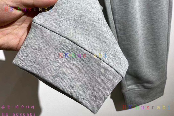 NEW 몽클레어 바지 신상 M 4252201