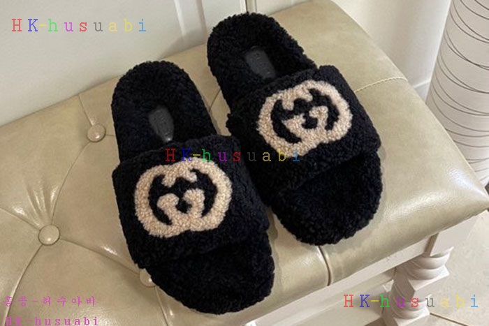 NEW 구찌 슬리퍼 신상 GU 1245702