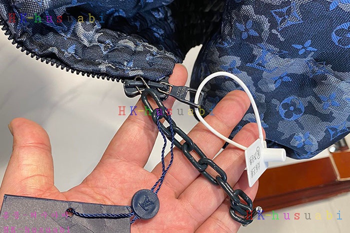 NEW 루이비통 패딩 신상  LV7887229