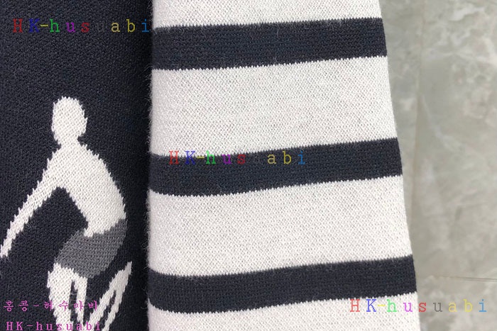 NEW 톰브라운 니트 신상 TB 8572253