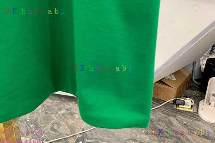 NEW 보테가베네타 반팔티 BV 582883