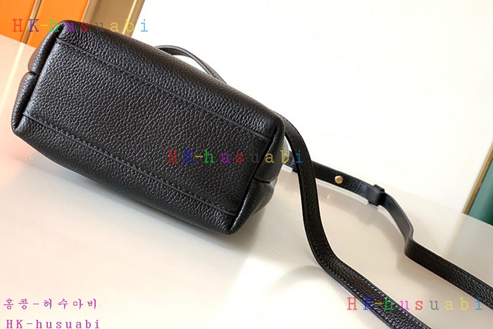 ★미러급★페라가모 간치니 미니백  F 585550