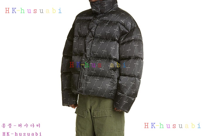 NEW 발렌시아가 패딩 신상 B 427803