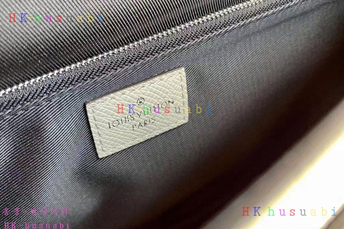★미러급★루이비통 뉴 플랩 메신저 M30813