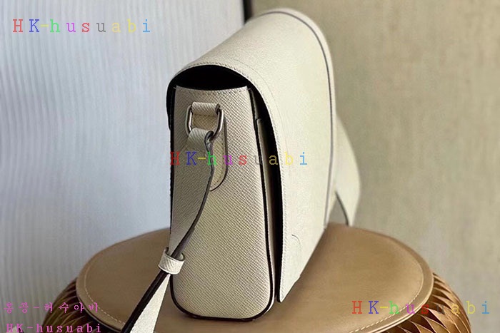 ★미러급★루이비통 뉴 플랩 메신저 M30813