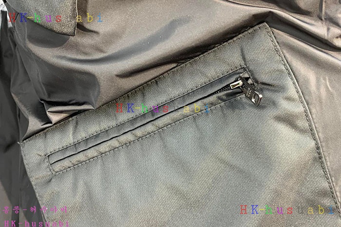 NEW 프라다 패딩조끼 신상 P 992436
