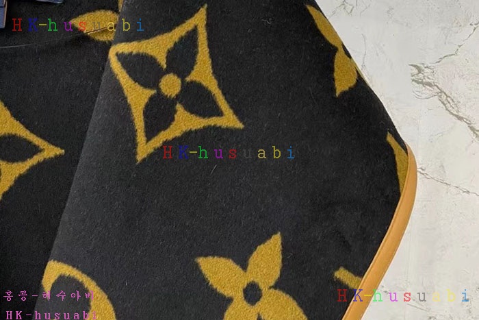 NEW 루이비통 코트 신상 LV 4425143