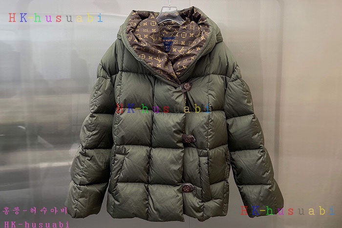 NEW 루이비통 패딩 신상 LV 4425145
