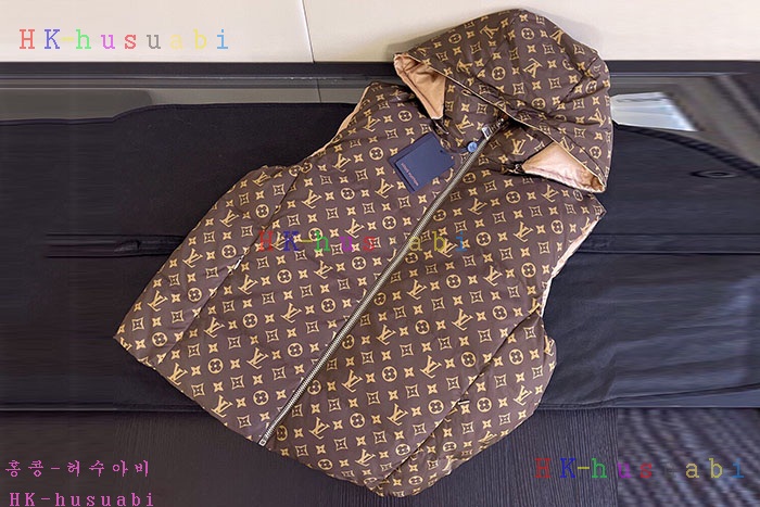 NEW 루이비통 패딩조끼 신상 LV 4425146