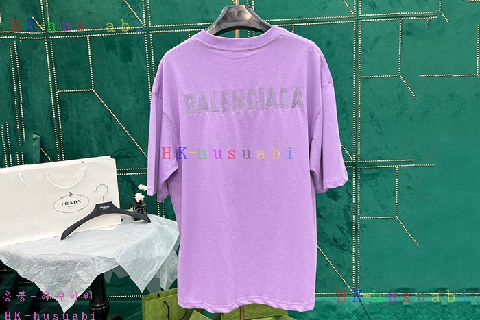 NEW 발렌시아가 반팔티 신상 B 6350012