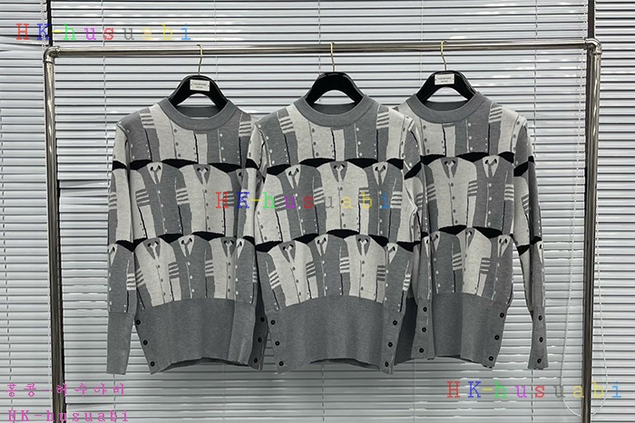 NEW 톰브라운 니트 신상 TB 527704