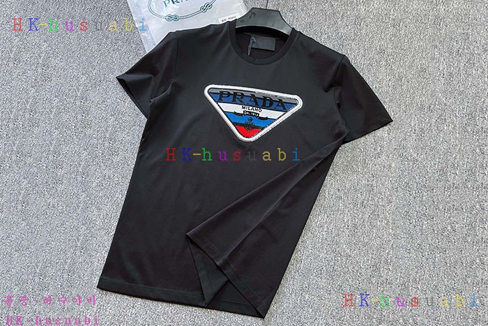 NEW 프라다 반팔티 신상 P 557567