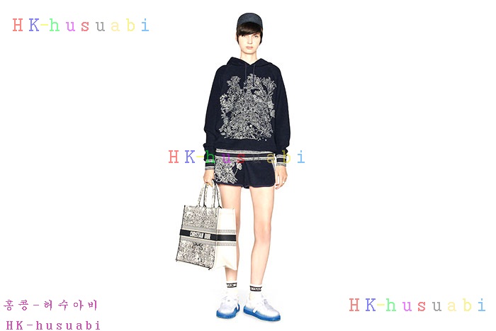 NEW 디올 상하의셋트  신상 DR 992501