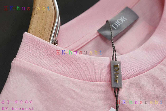 NEW 디올 반팔티 신상 DR 114243
