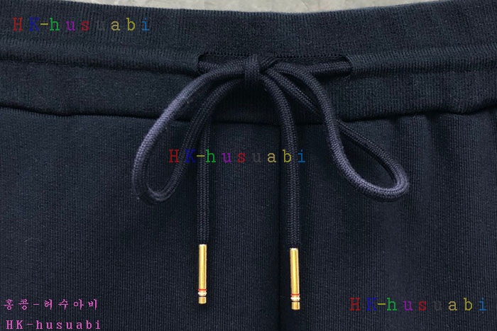 NEW 톰브라운 반바지 신상 TB 1352550