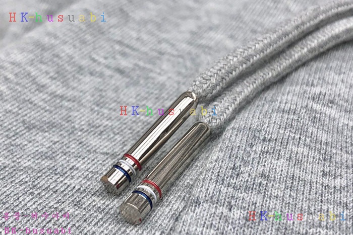 NEW 톰브라운 반바지 신상 TB 1352600