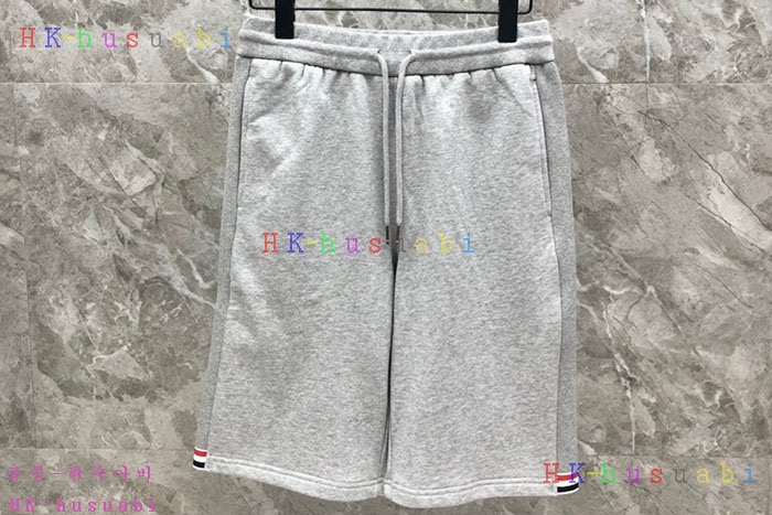NEW 톰브라운 반바지 신상 TB 1352600