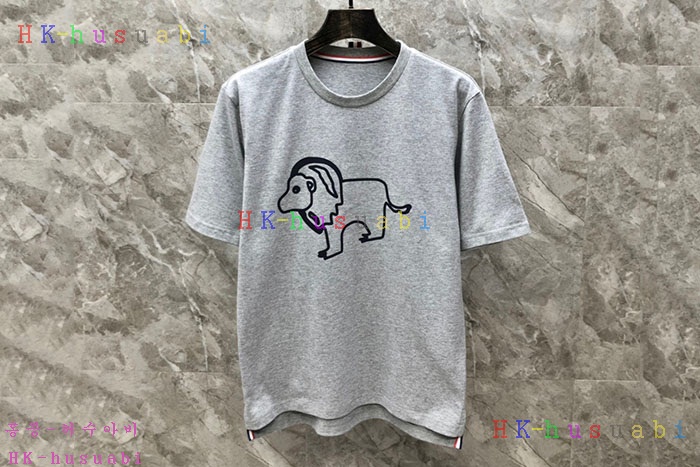 NEW 톰브라운 반팔티 신상 TB 136607