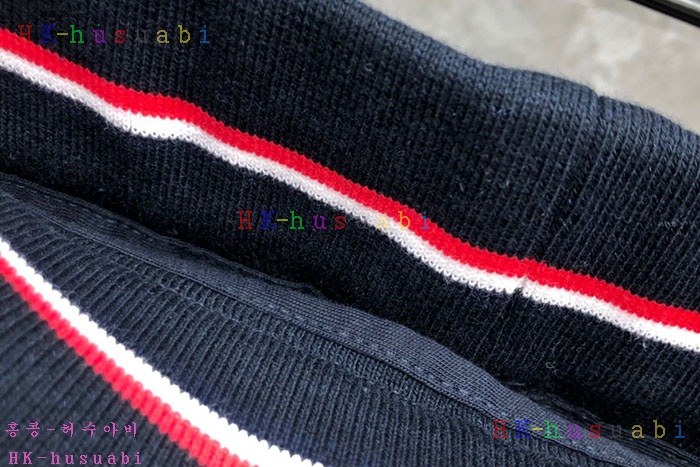 NEW 톰브라운 반바지 신상 TB 4245521