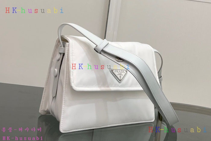 ★미러급★프라다 스몰 패디드 숄더 가방  1BD313-3