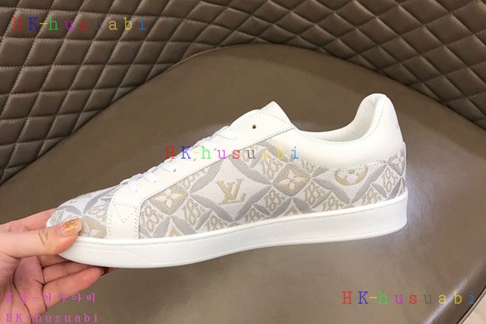 NEW 루이비통 스니커즈 신상 LV 800403
