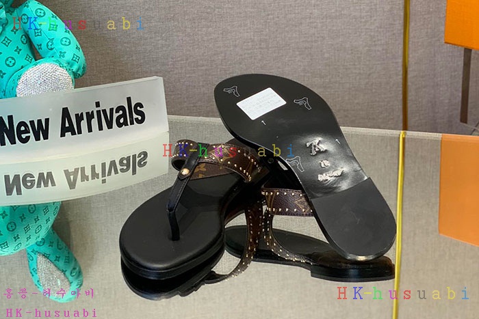NEW 루이비통 샌들 신상 LV 800507