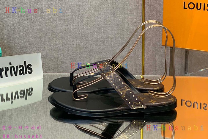 NEW 루이비통 샌들 신상 LV 800507