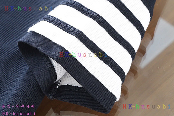 NEW 톰브라운 반팔티 신상 TB 665533