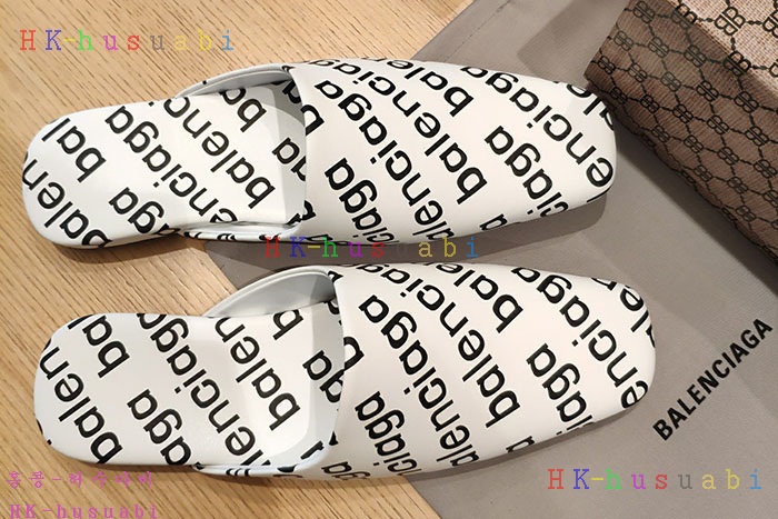 NEW 발렌시아가 신발 신상 B 995331