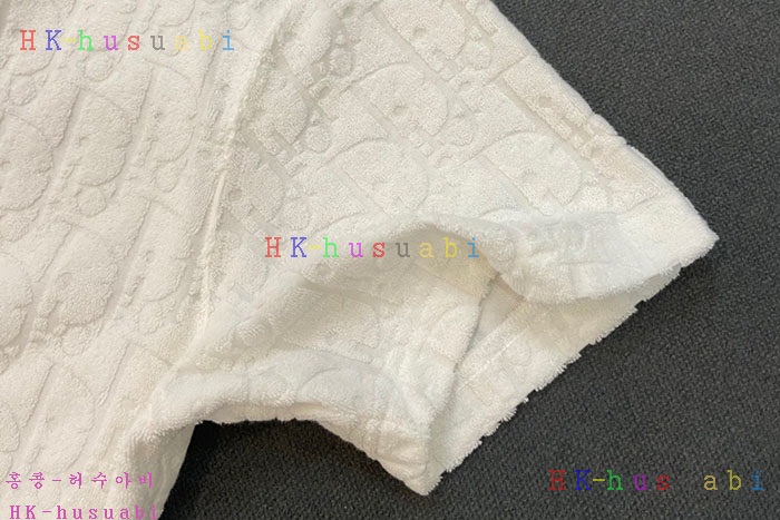 NEW 디올 반팔티 신상 DR 552518