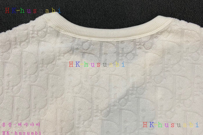 NEW 디올 반팔티 신상 DR 552518