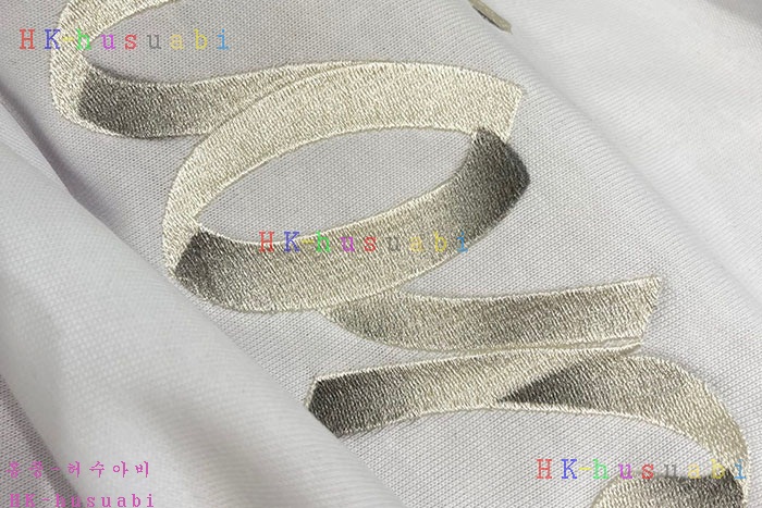 NEW 디올 반팔티 신상 DR 552508
