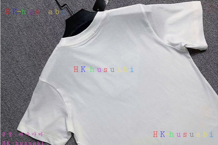 NEW 알마니 반팔티 신상 A 2233021