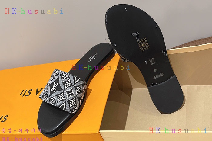 NEW 루이비통 샌들 신상 LV 3056007