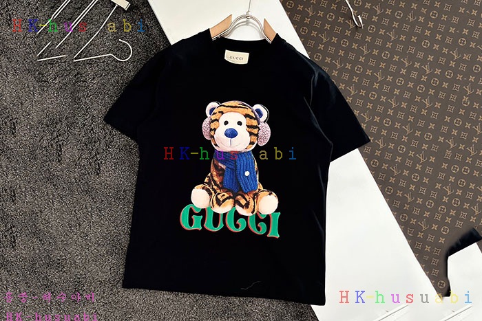 NEW 구찌 반팔티 신상 GU 4425009