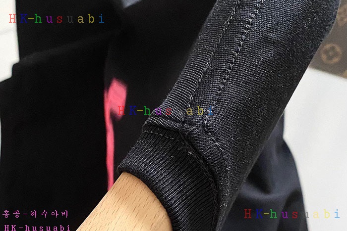 NEW 로에베 반팔티 신상 LW 9342501