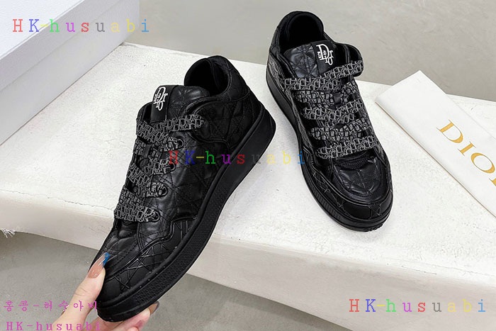 NEW 디올 신발 신상 DR 677400
