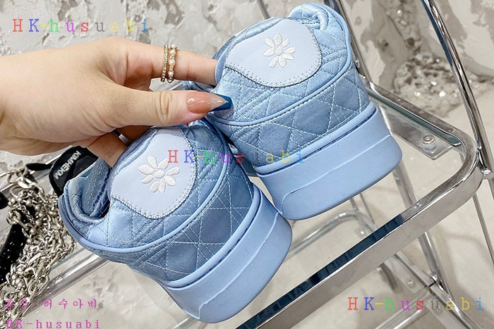 NEW 디올 신발 신상 DR 677401