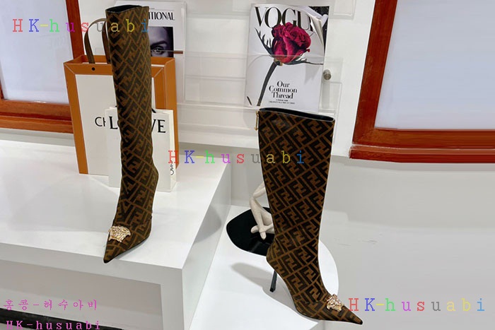 NEW 베르사체 신발 신상 V 5524004