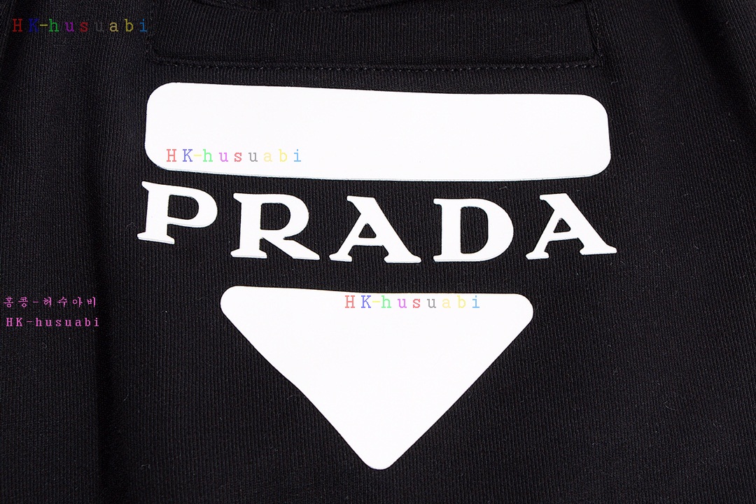 NEW 프라다 반바지 신상 P 852201