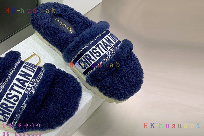NEW 디올 신발 신상 DR 824552