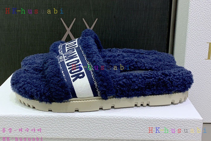 NEW 디올 신발 신상 DR 824552