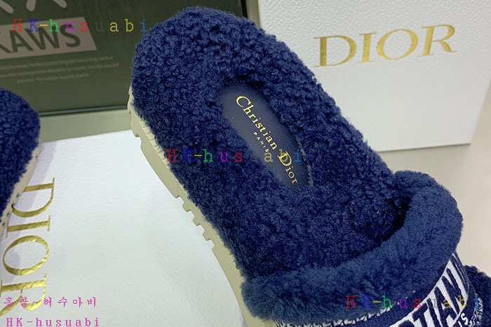 NEW 디올 신발 신상 DR 824552