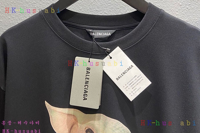 NEW 발렌시아가 반팔티 신상 B 95280263