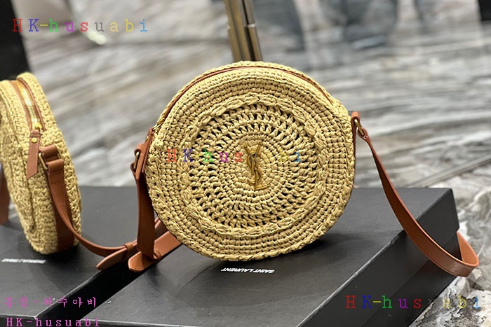 ★미러급★입생로랑 라피아 가죽 SAC ROND 백 685601-3