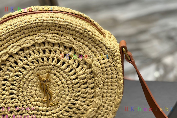 ★미러급★입생로랑 라피아 가죽 SAC ROND 백 685601-3