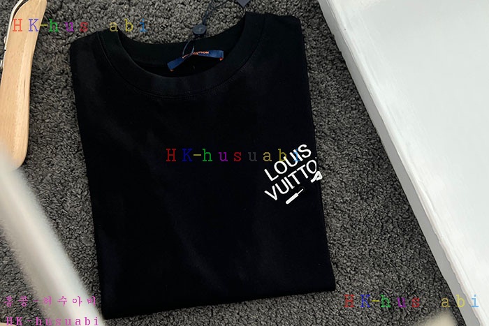 NEW 루이비통 반팔티 신상 LV 965001