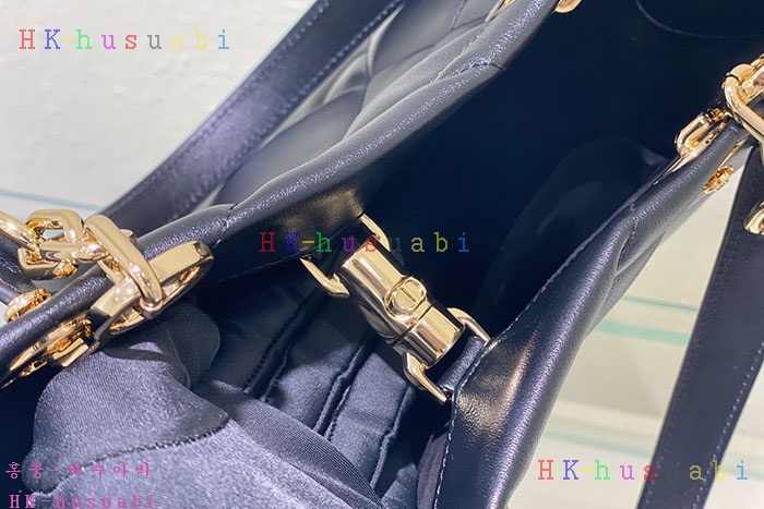 ★미러급★디올 에센셜 토트백 M8721-3